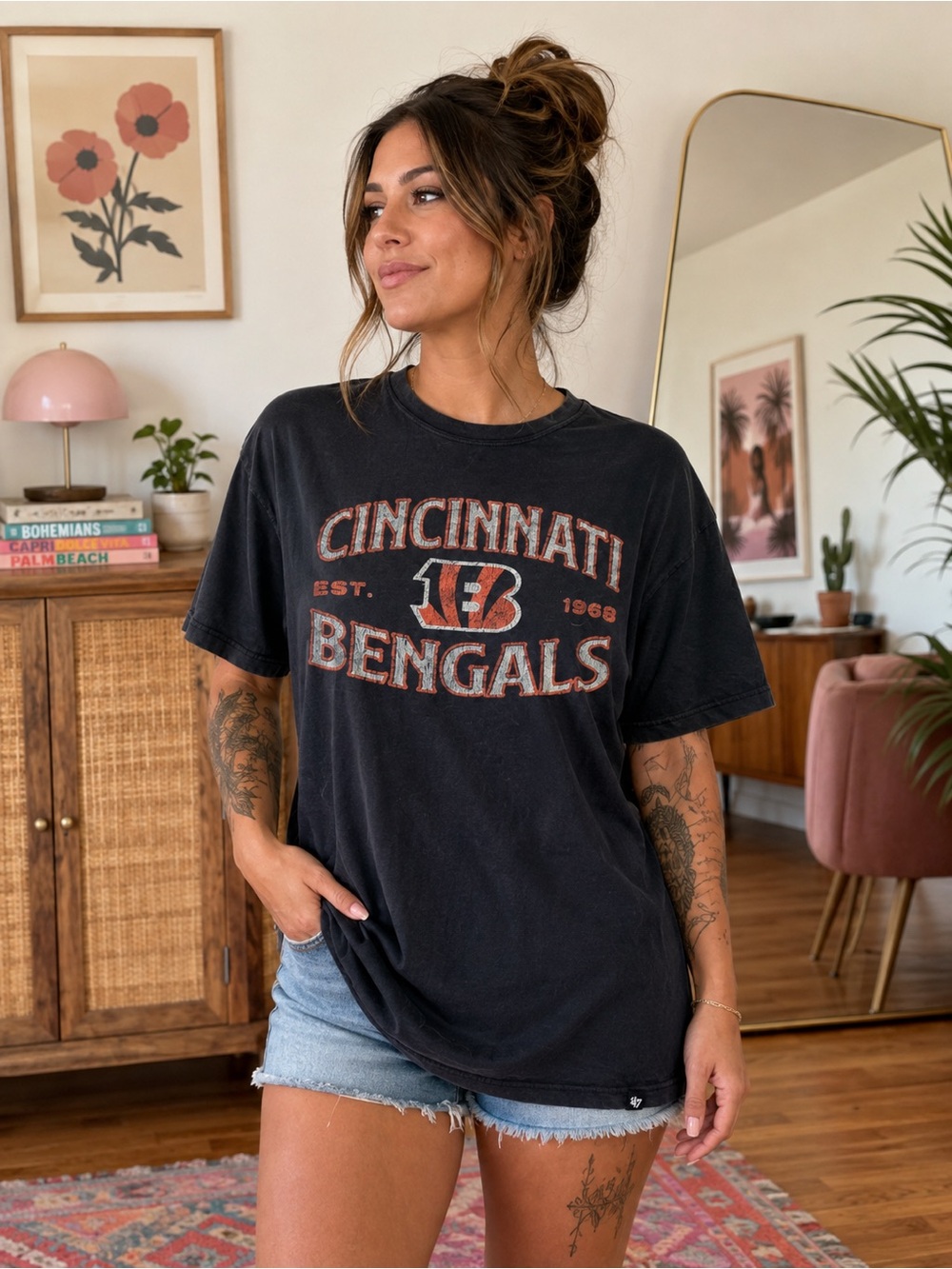 Cincinnati Bengals Women’s Sz M 47 Brand Arch Franklin Flint Black T-Shirt Tee